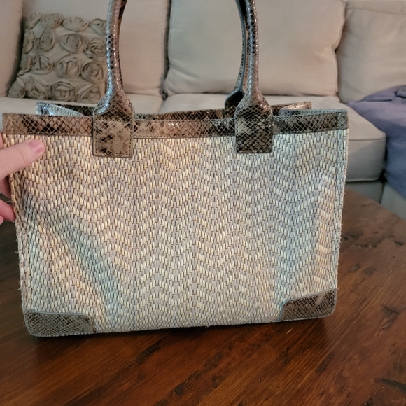 Tory Burch purse - Picture 2 of 8